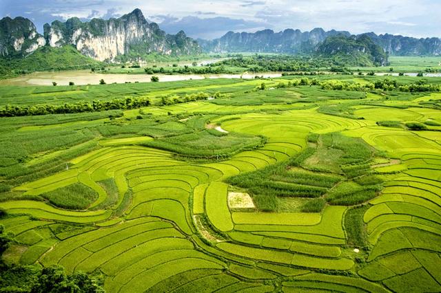 山水广西——俯瞰“人间仙境”，锦绣大地不是仙境胜似仙境